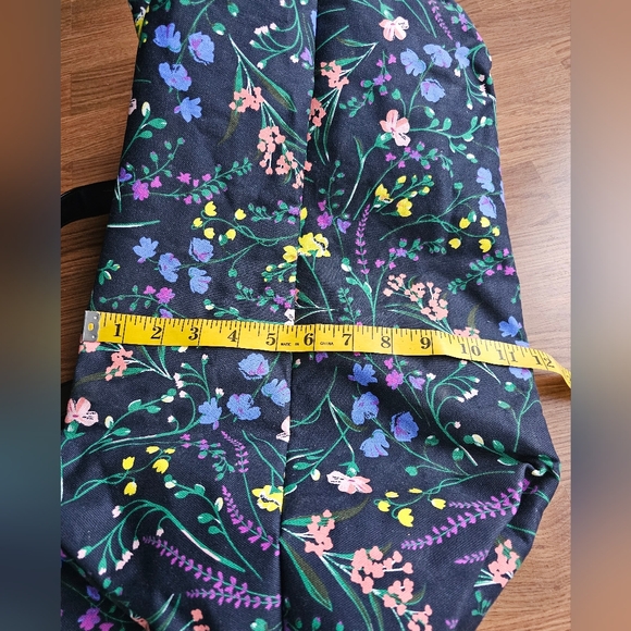 Victoria's Secret Large Zippered Black Pink Floral Weekend Getaway Tote Handbag - Picture 8 of 10